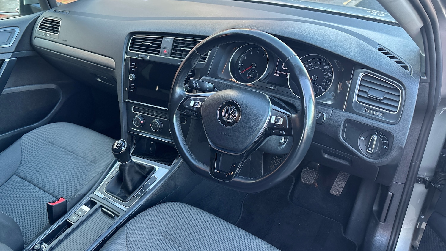 Used Volkswagen Golf 2019 for sale - 76705664: Photo 11