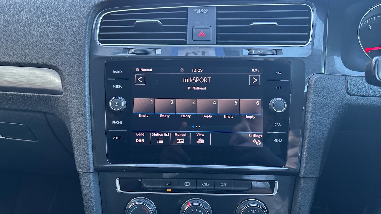 Used Volkswagen Golf 2019 for sale - 76705664: Photo 30