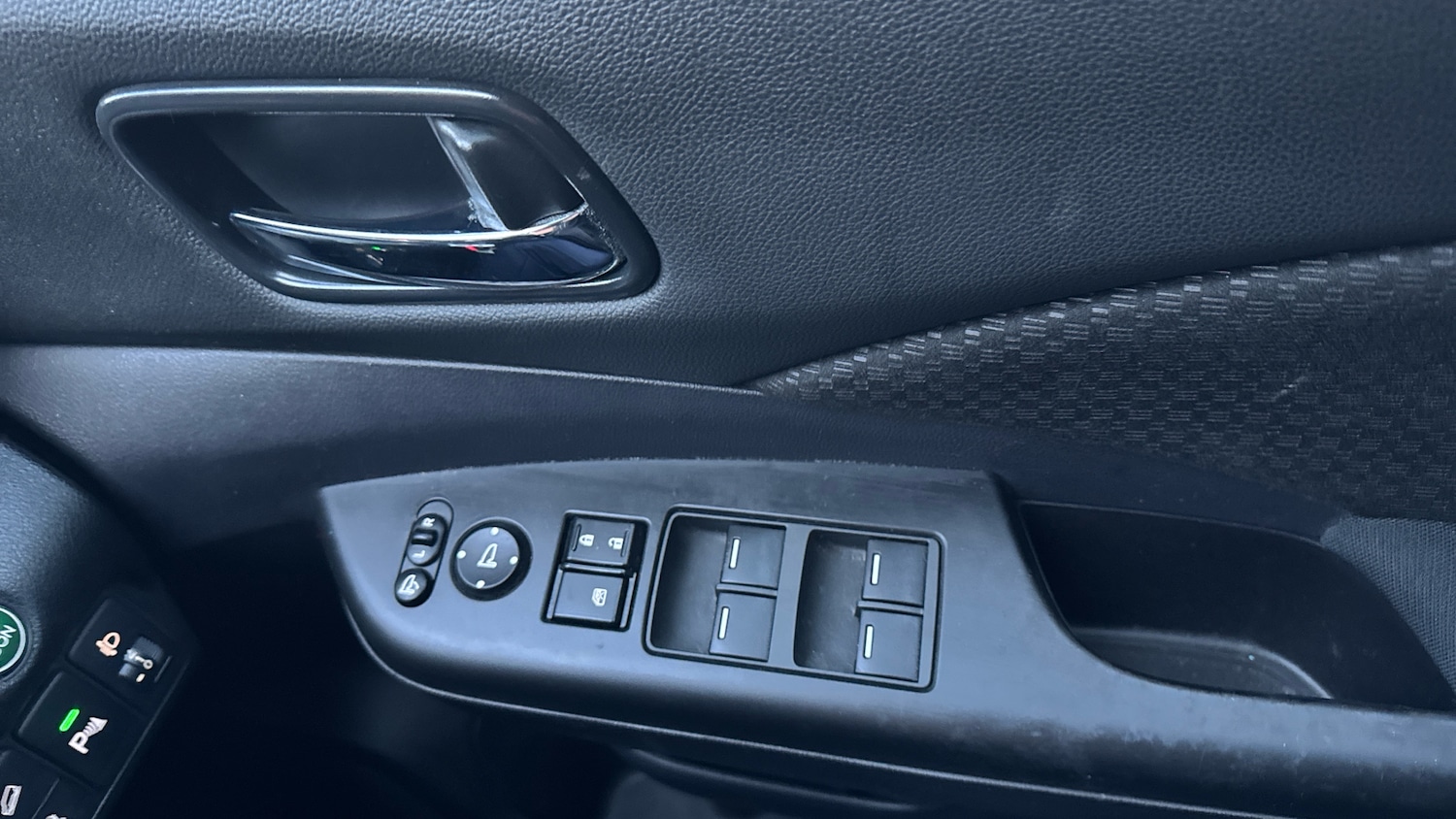 Used Honda CR-V 2018 for sale - 77207324: Photo 17