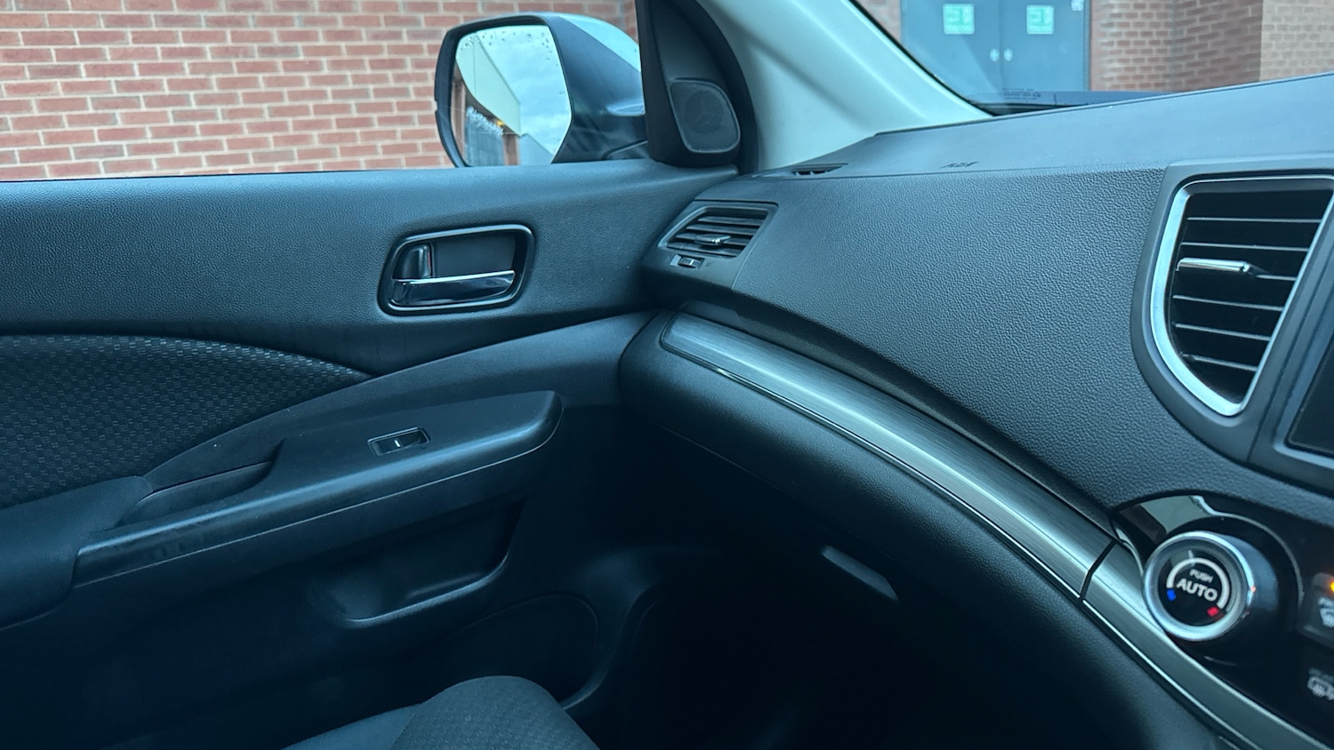 Used Honda CR-V 2018 for sale - 77207324: Photo 27