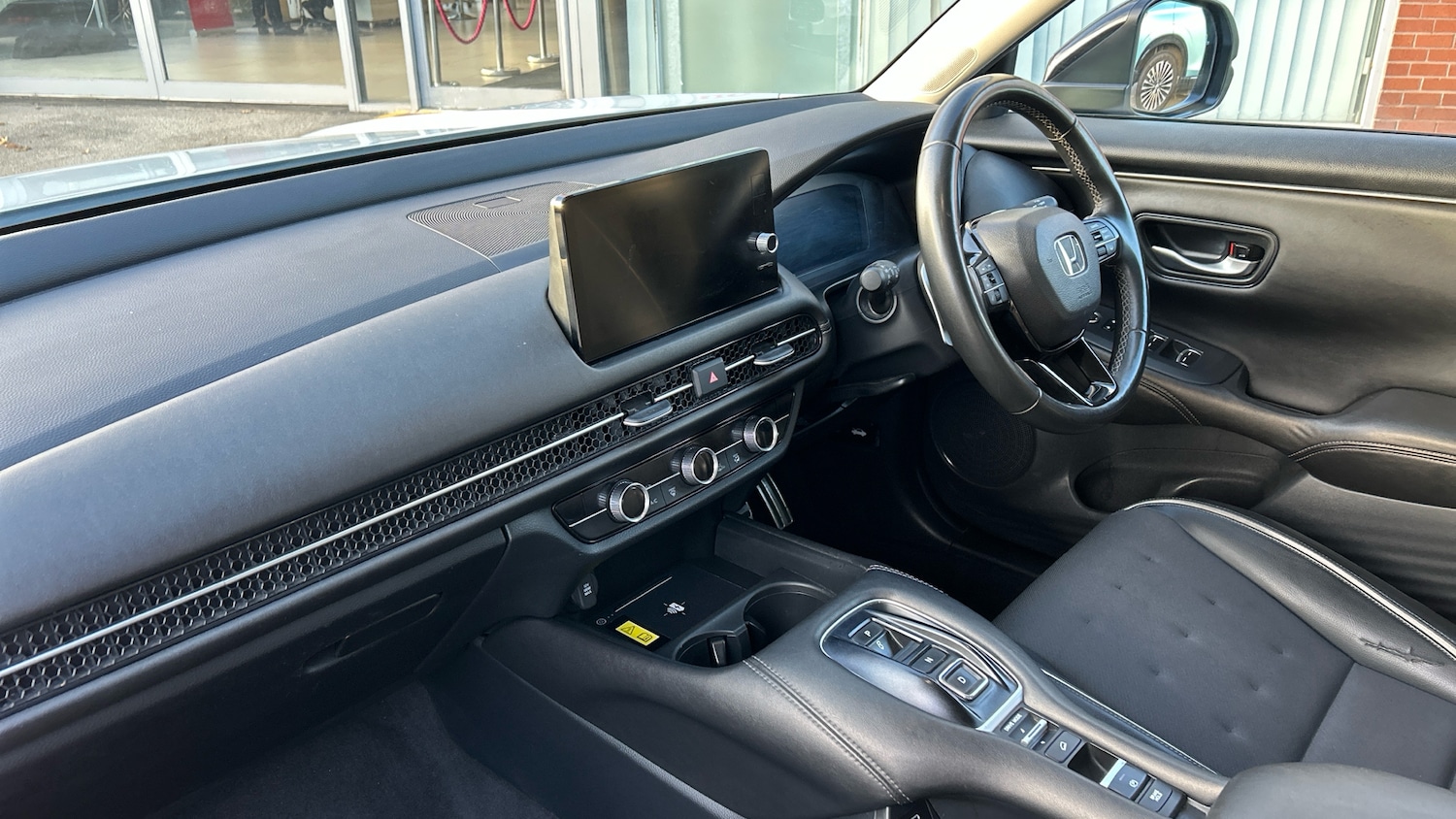 Used Honda ZR-V 2024 for sale - 76577025: Photo 2