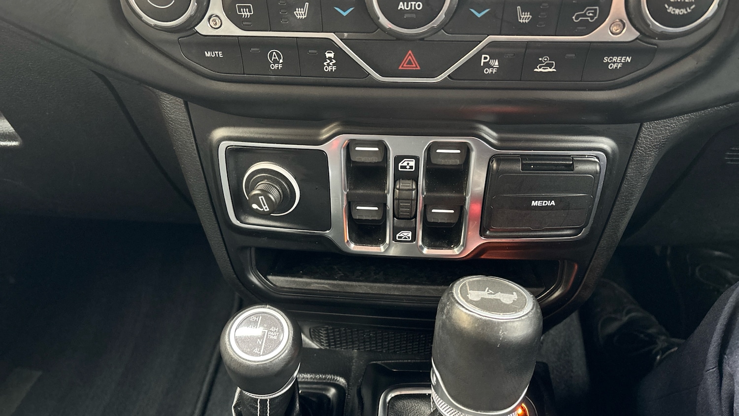 Used Jeep Wrangler 2022 for sale - 76114157: Photo 37