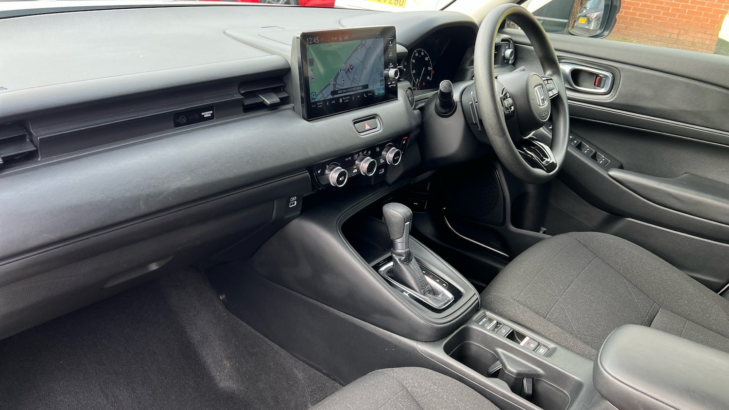 Used Honda HR-V 2022 for sale - 77965670: Photo 2