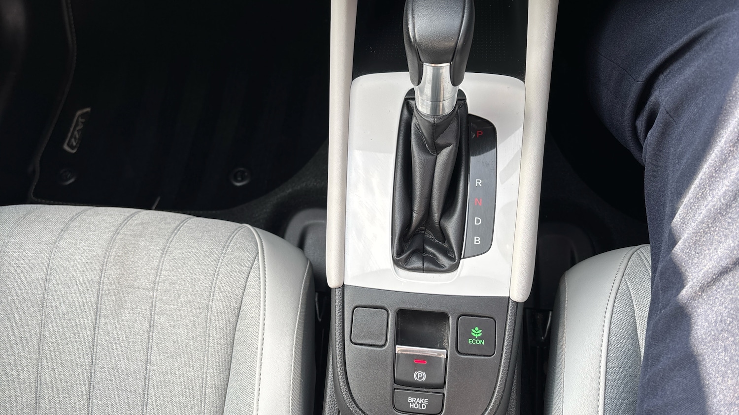 Used Honda Jazz 2023 for sale - 76089000: Photo 31