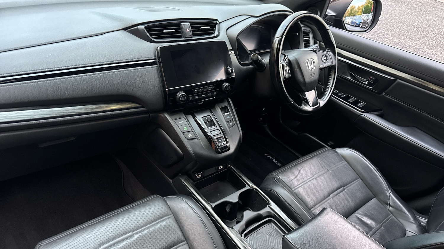 Used Honda CR-V 2021 for sale - 76413218: Photo 2