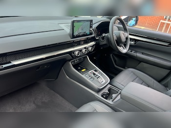 Used Honda CR-V 2025 for sale - 76143027: Photo 2