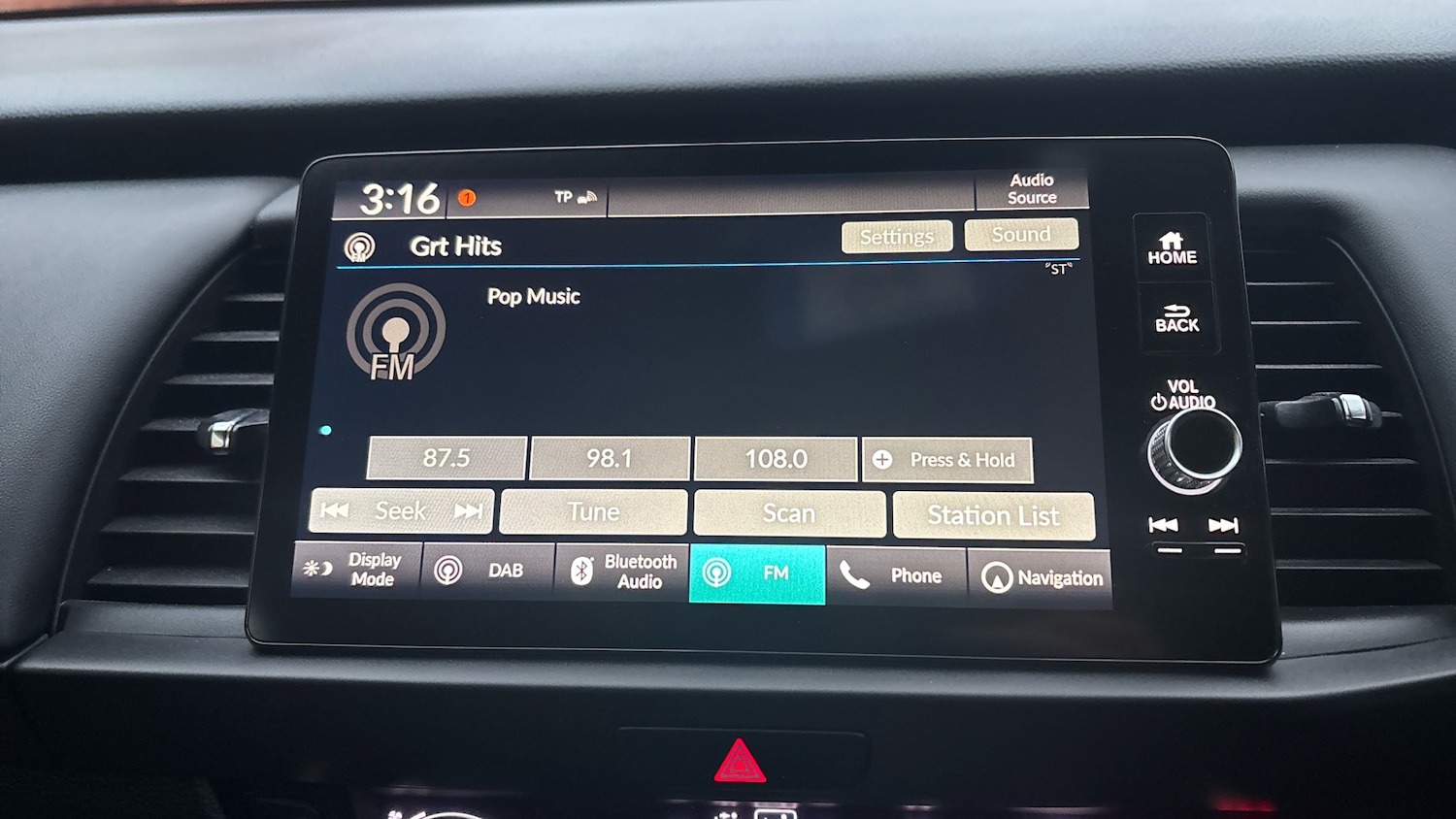 Used Honda Jazz 2023 for sale - 76881548: Photo 26