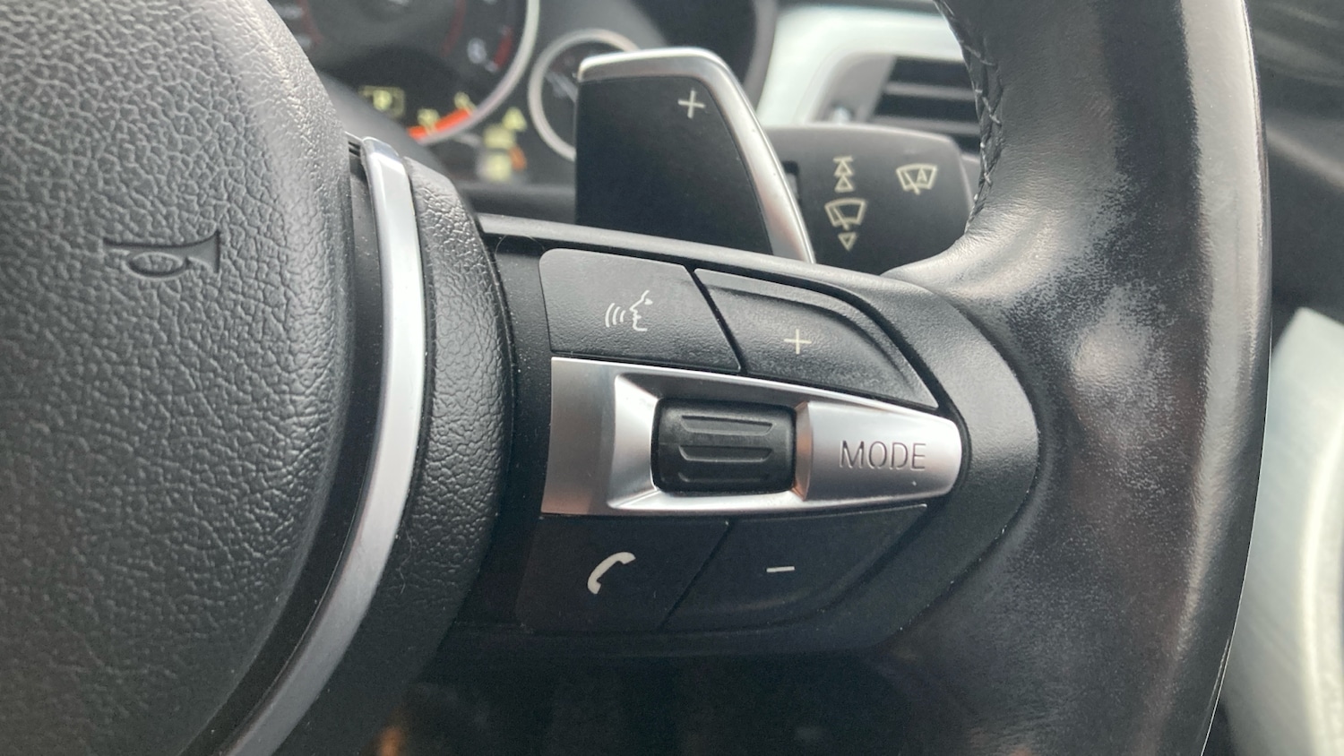 Used BMW 3 Series 2015 for sale - 76748860: Photo 32