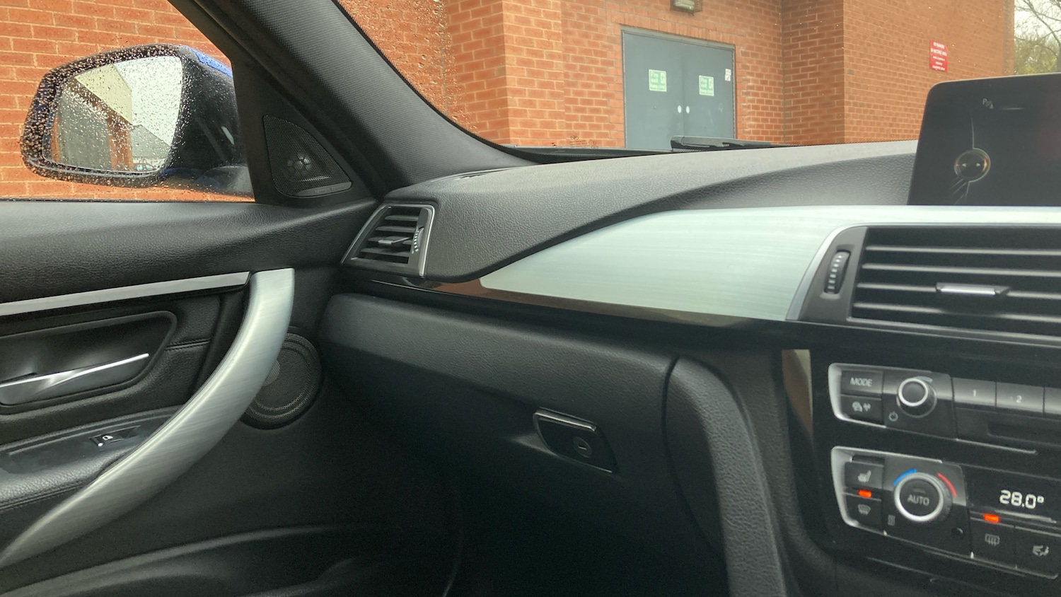 Used BMW 3 Series 2015 for sale - 76748860: Photo 33