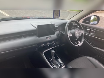 Used Honda HR-V 2022 for sale - 76230834: Photo 2