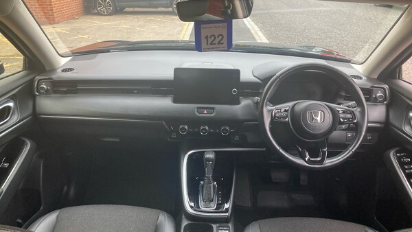 Used Honda HR-V 2022 for sale - 76230834: Photo 4