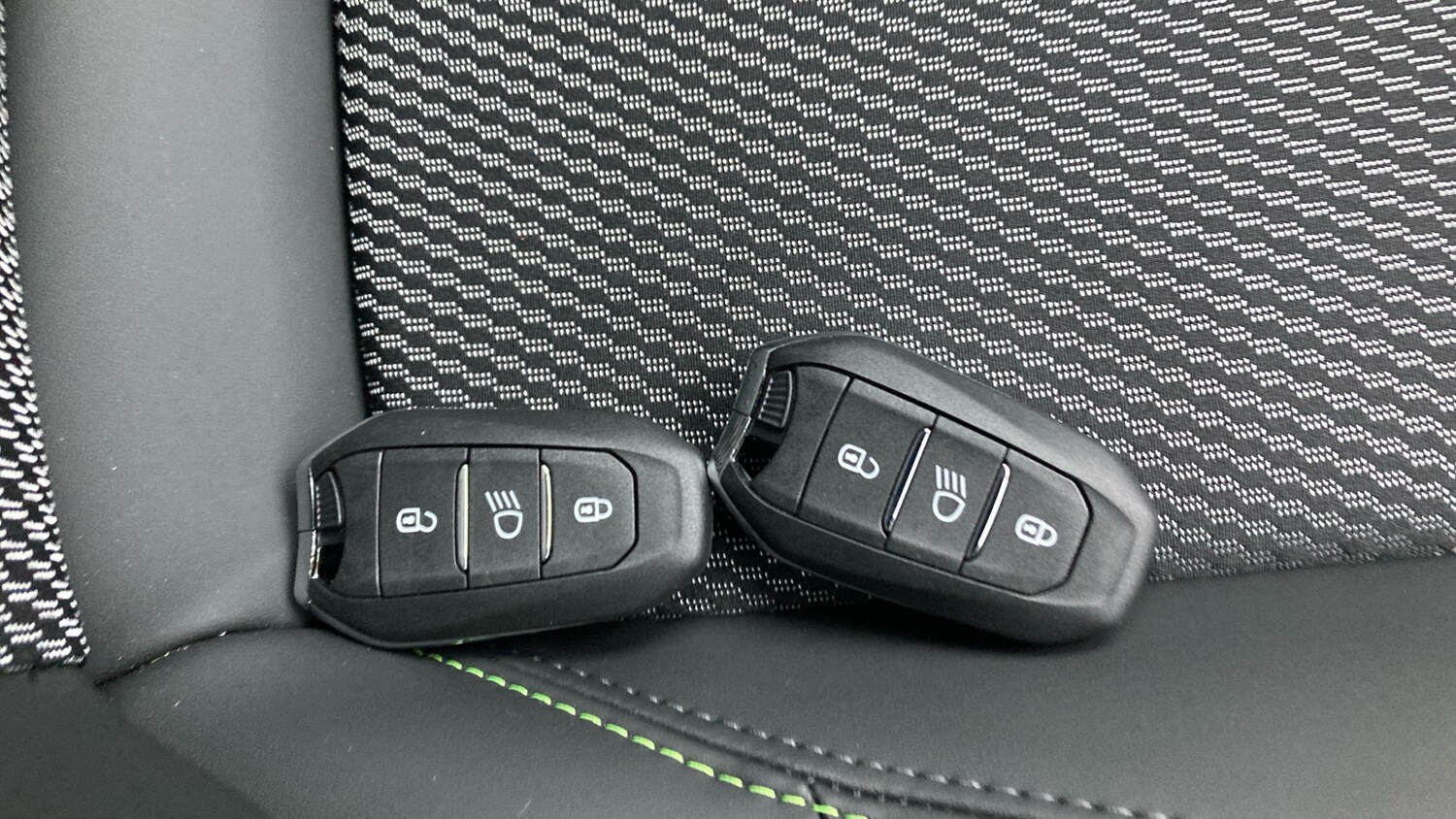 Used Peugeot 2008 2025 for sale - 76220662: Photo 20