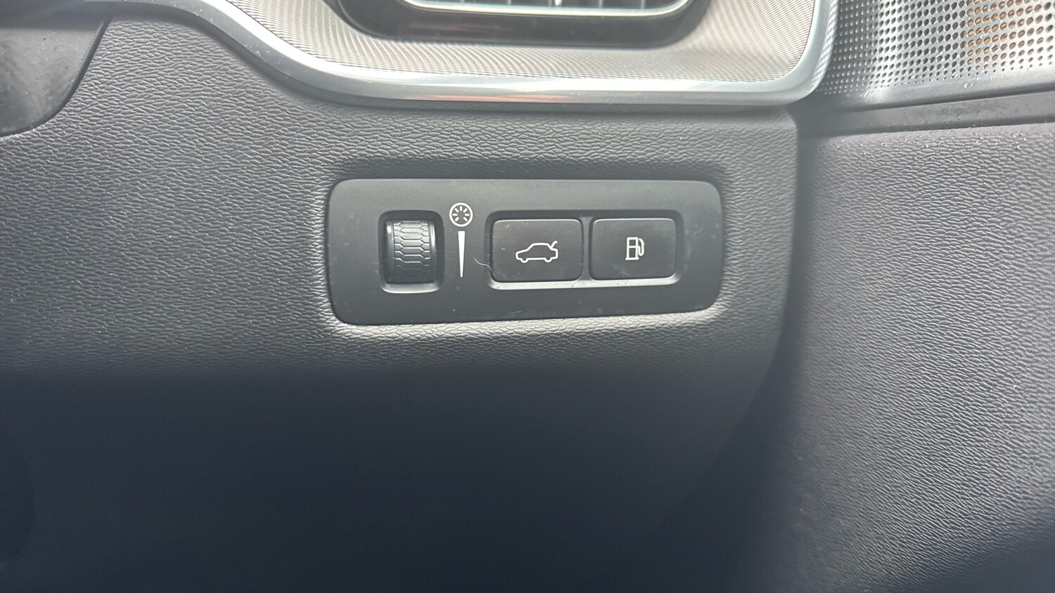 Used Volvo XC60 2020 for sale - 77528472: Photo 24