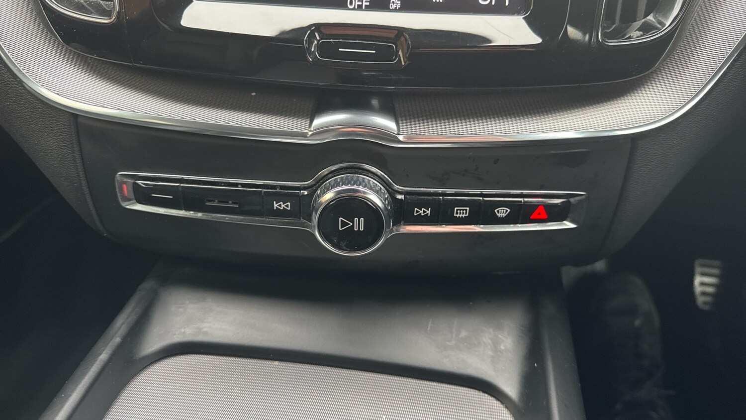 Used Volvo XC60 2020 for sale - 77528472: Photo 30