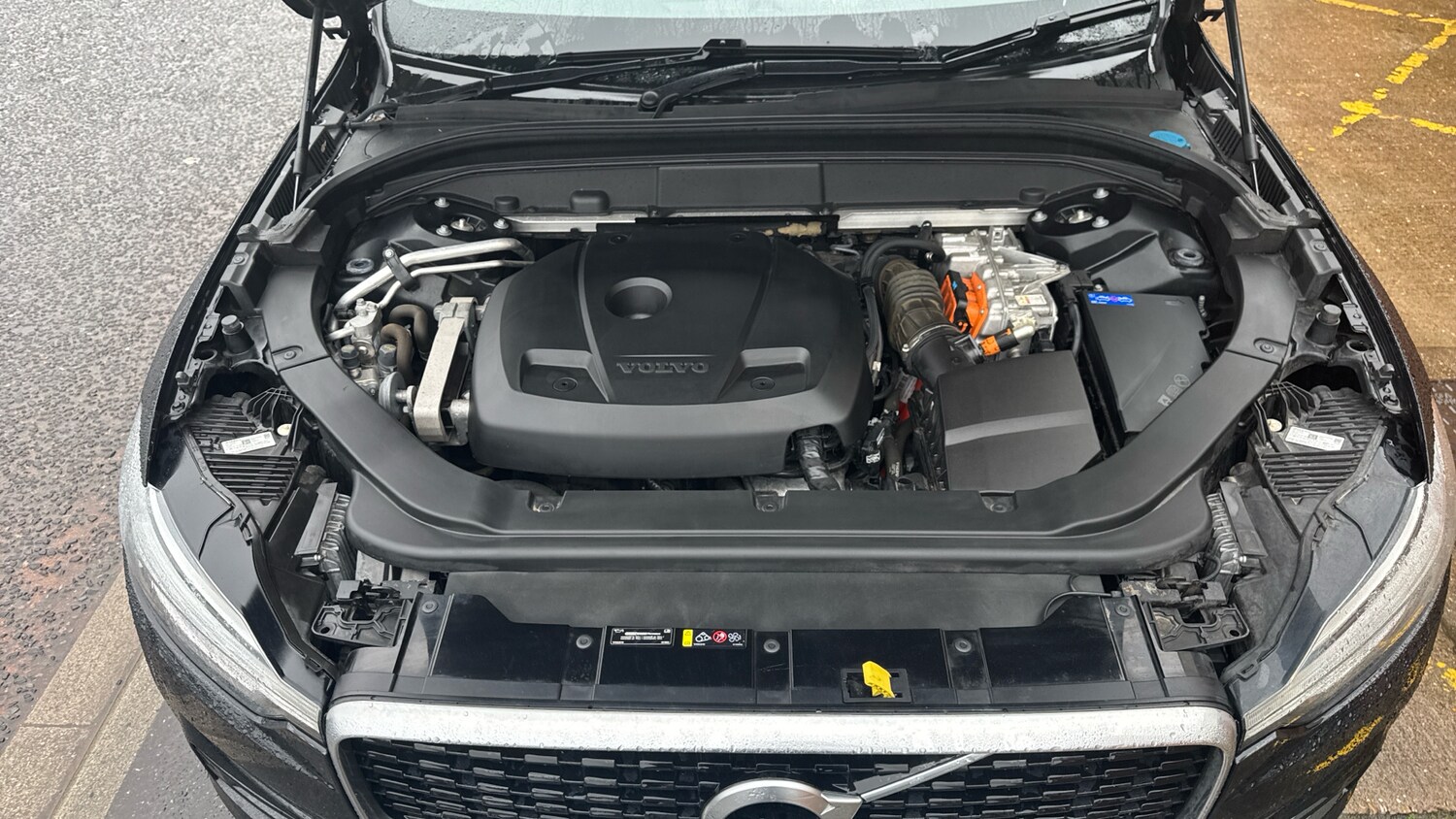 Used Volvo XC60 2020 for sale - 77528472: Photo 8