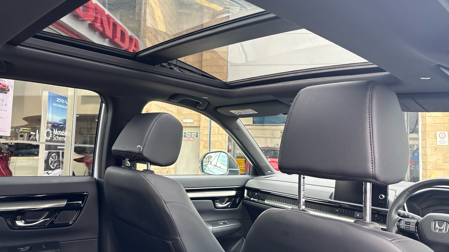 Used Honda CR-V 2025 for sale - 76477770: Photo 45