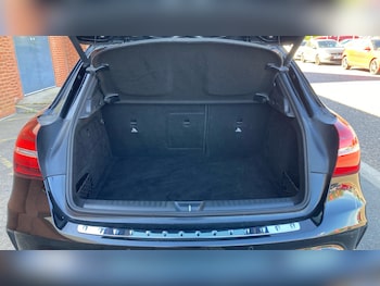 Used Mercedes-Benz GLA 2020 for sale - 78370119: Photo