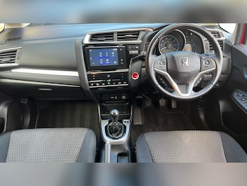 Used Honda Jazz 2018 for sale - 76146527: Photo 4
