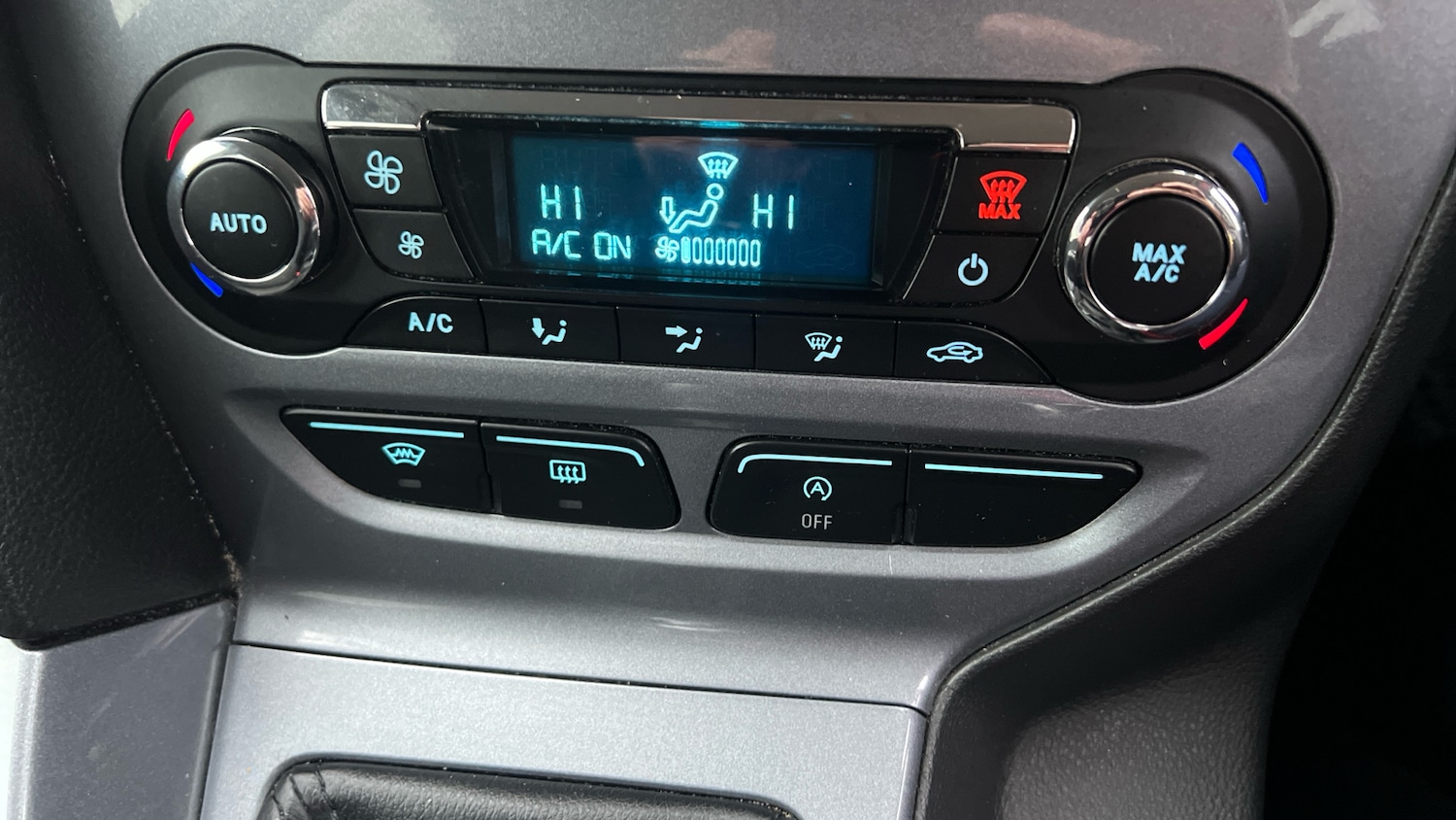 Used Ford Focus 2013 for sale - 76862211: Photo 21