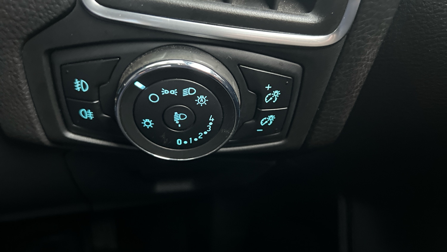 Used Ford Focus 2013 for sale - 76862211: Photo 23