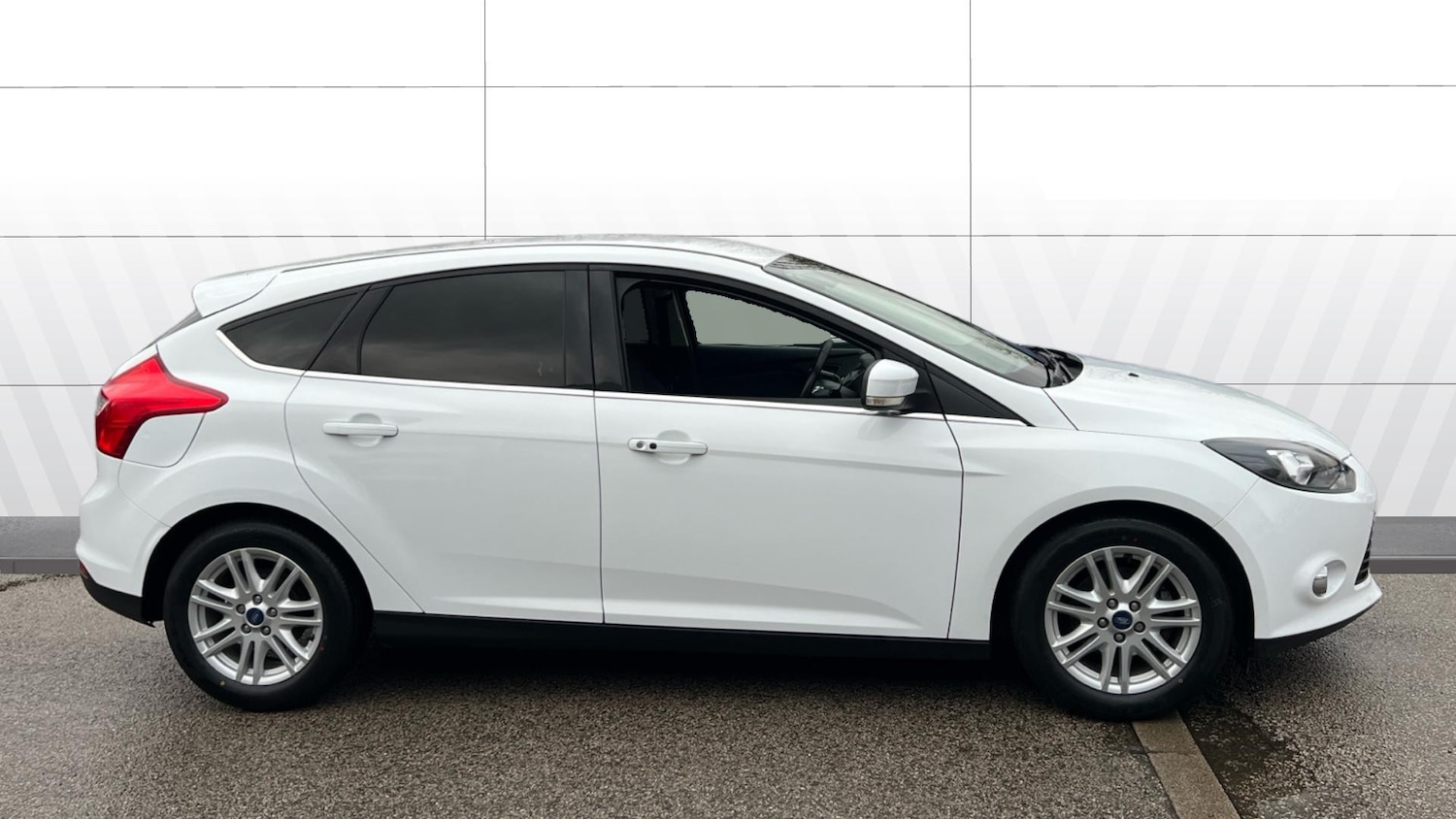 Used Ford Focus 2013 for sale - 76862211: Photo 5