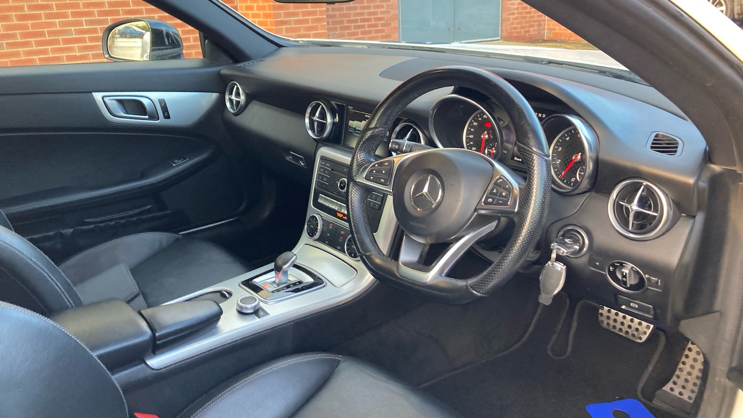 Used Mercedes-Benz SLC 2017 for sale - 77282404: Photo 11