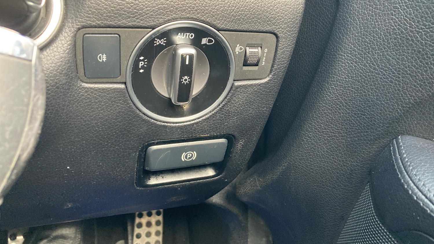 Used Mercedes-Benz SLC 2017 for sale - 77282404: Photo 21