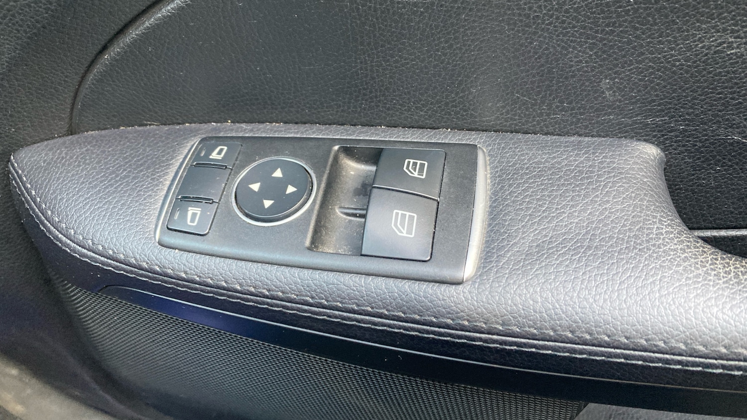 Used Mercedes-Benz SLC 2017 for sale - 77282404: Photo 22