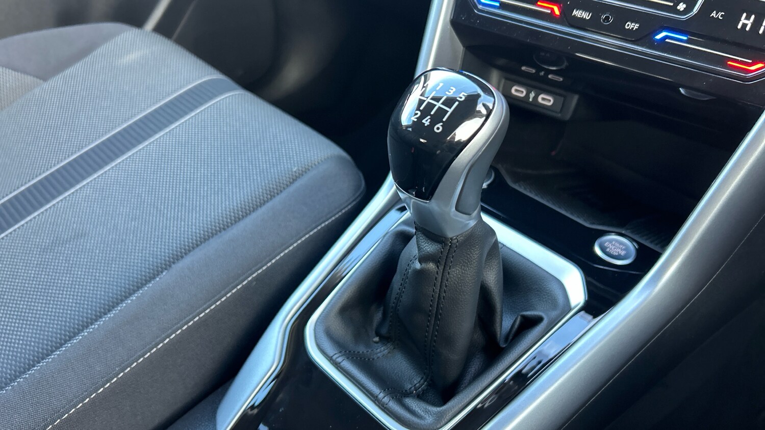 Used Volkswagen T-Roc 2025 for sale - 76877759: Photo 13