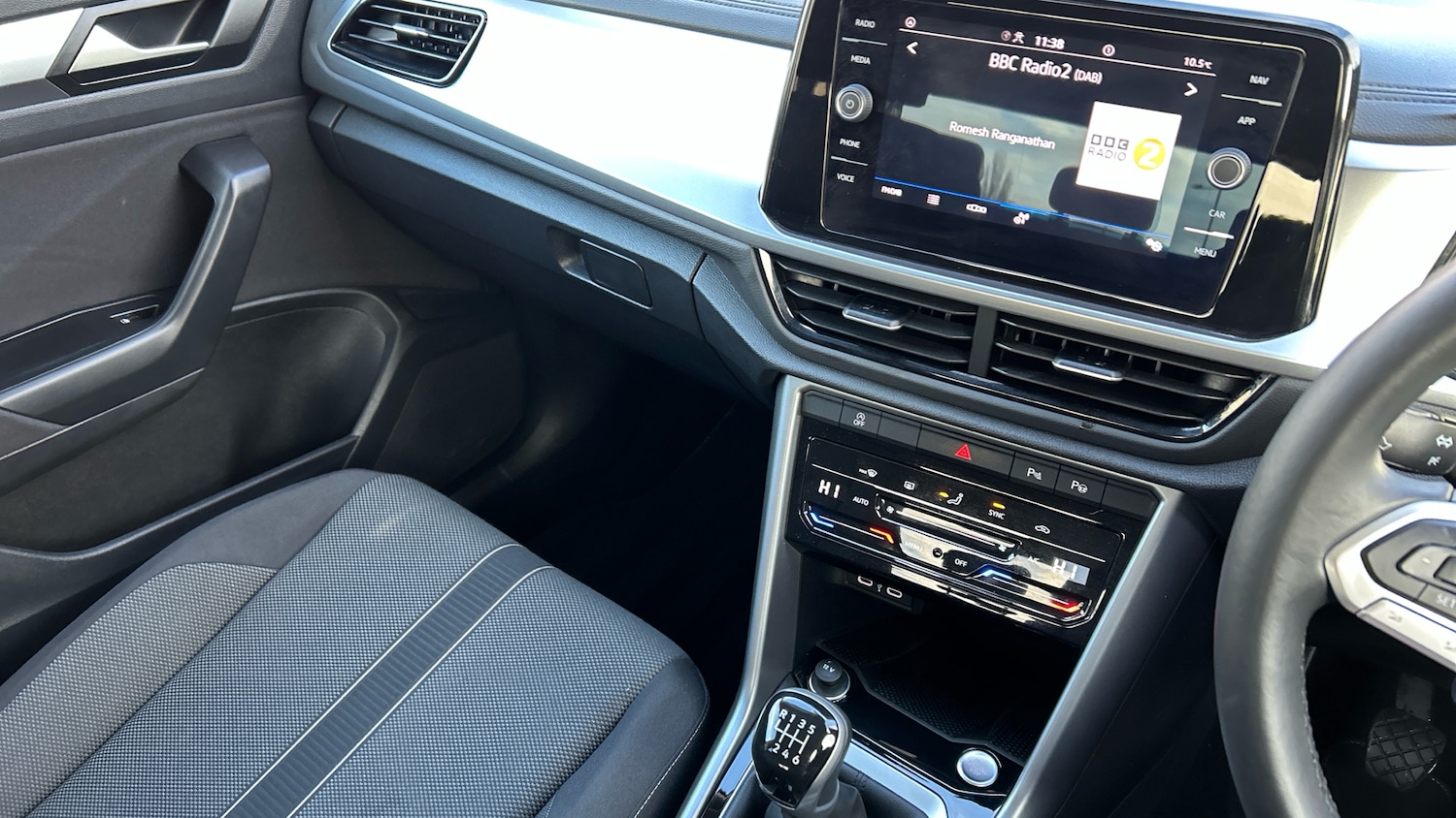 Used Volkswagen T-Roc 2025 for sale - 76877759: Photo 14