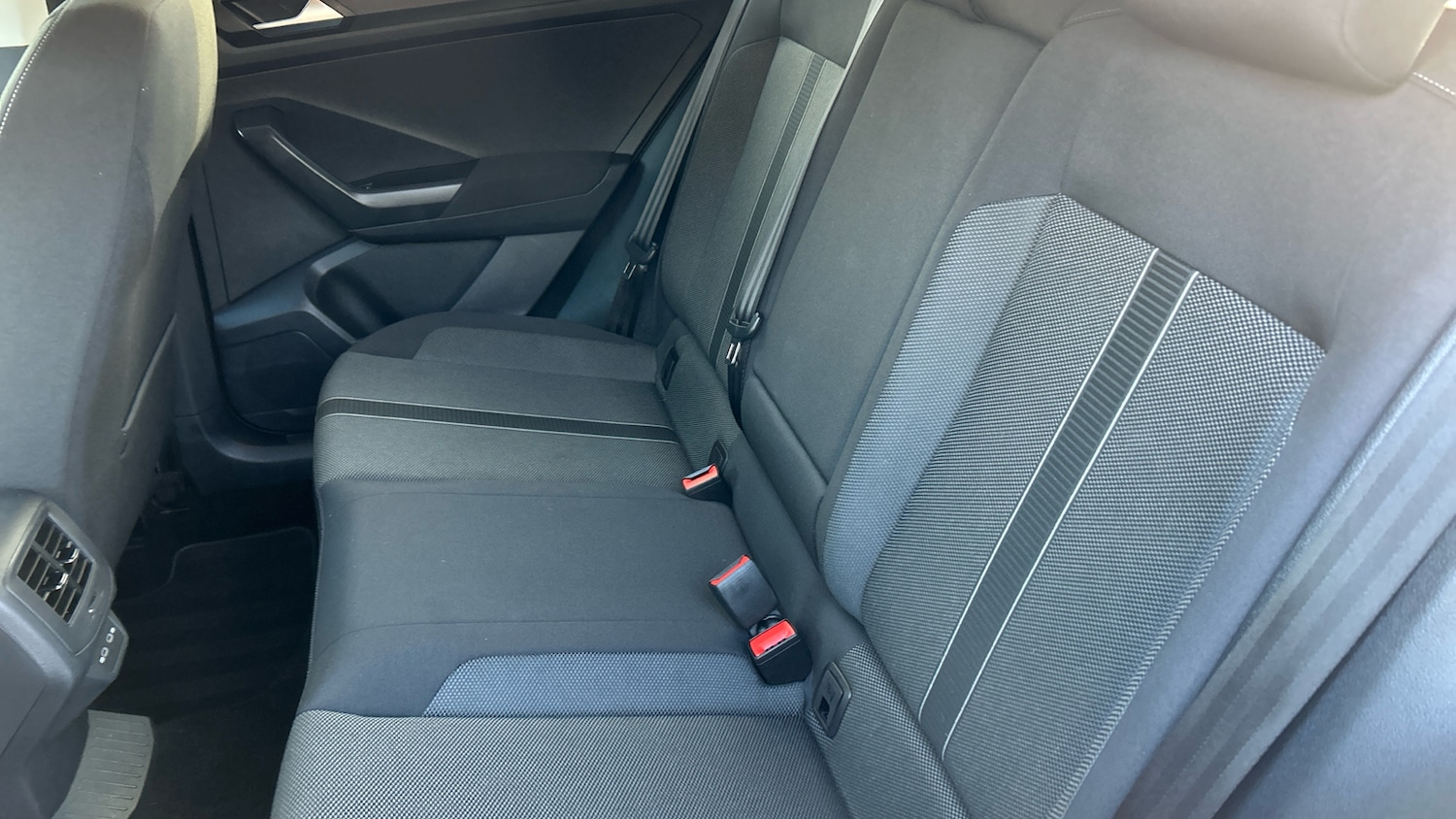 Used Volkswagen T-Roc 2025 for sale - 76877759: Photo 16