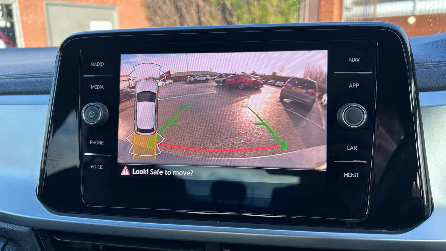 Used Volkswagen T-Roc 2025 for sale - 76877759: Photo 21