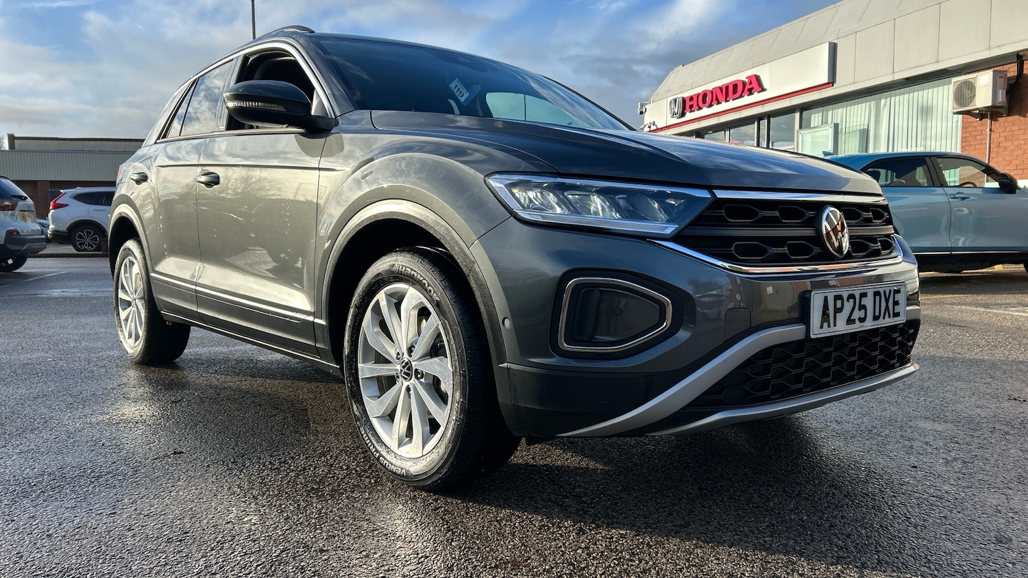 Used Volkswagen T-Roc 2025 for sale - 76877759: Photo 35