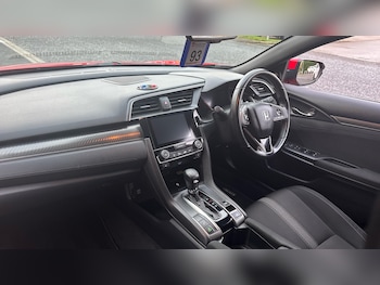 Used Honda Civic 2019 for sale - 76681576: Photo