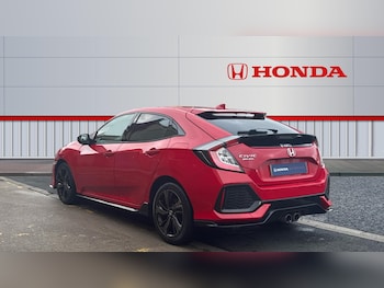 Used Honda Civic 2019 for sale - 76681576: Photo