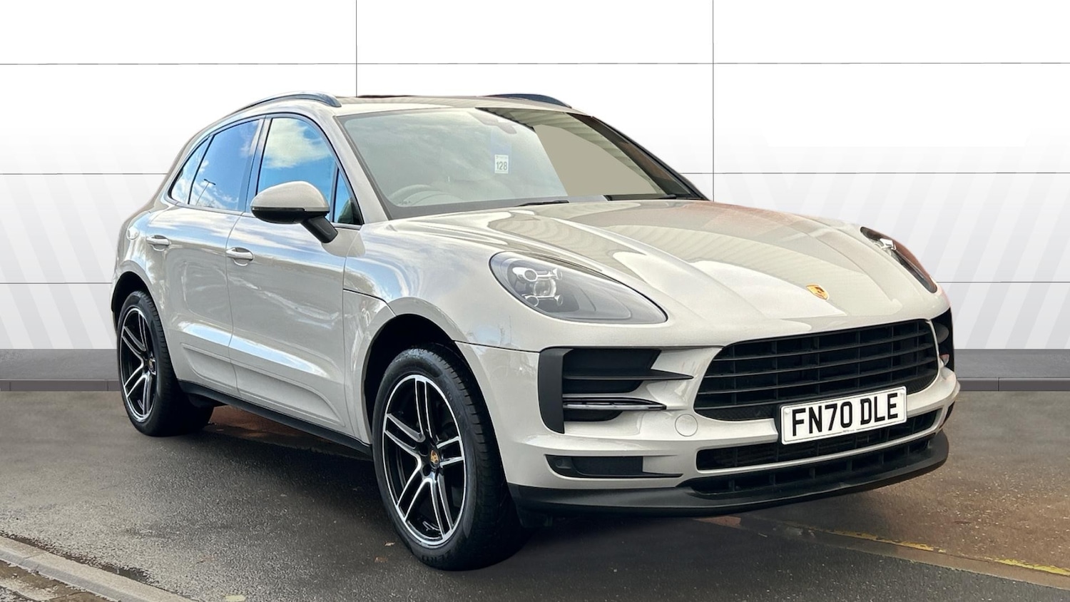 Used Porsche Macan 2020 for sale - 76891950: Photo 1