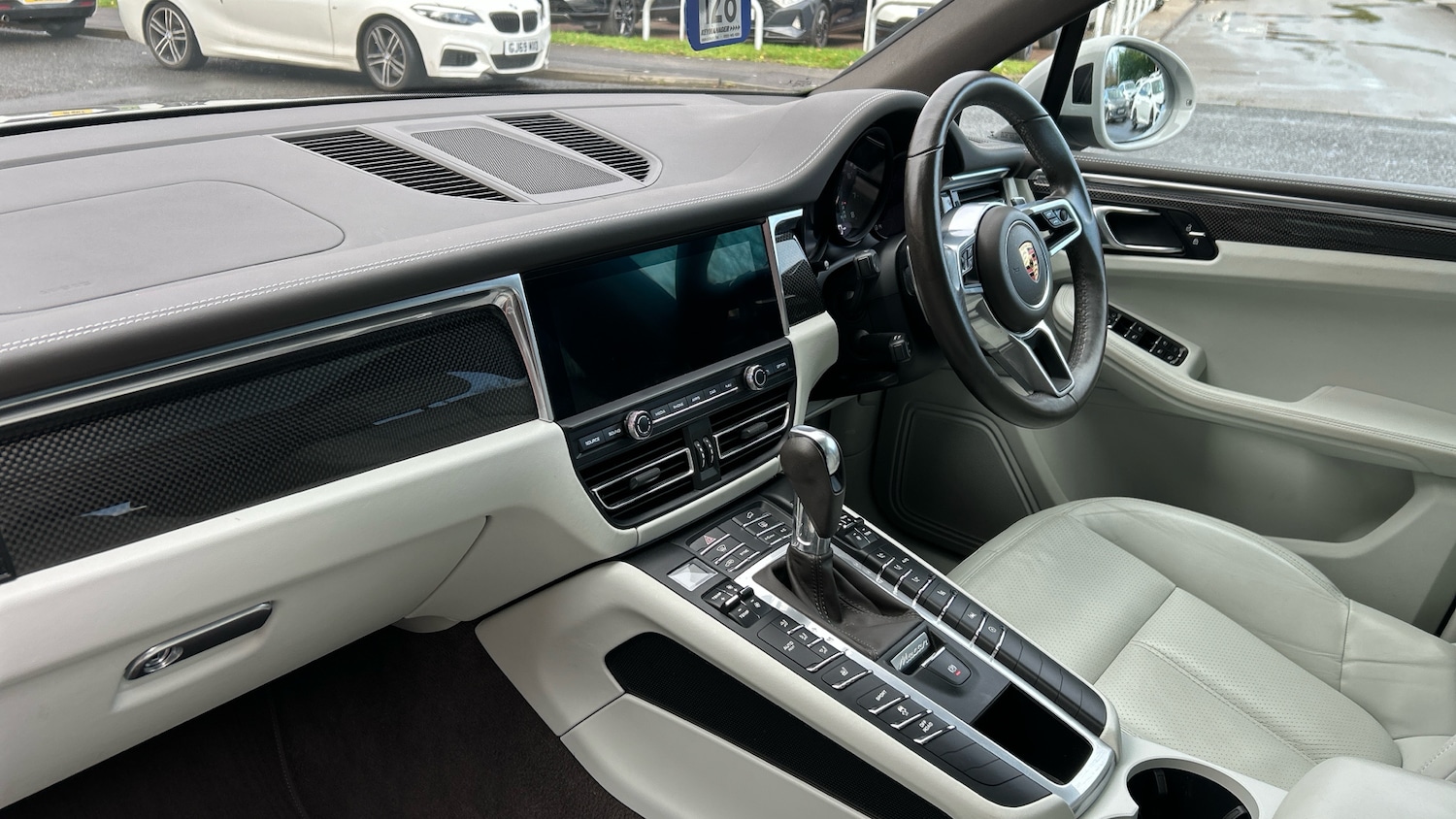 Used Porsche Macan 2020 for sale - 76891950: Photo 9