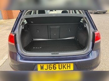 Used Volkswagen Golf 2016 for sale - 77997419: Photo