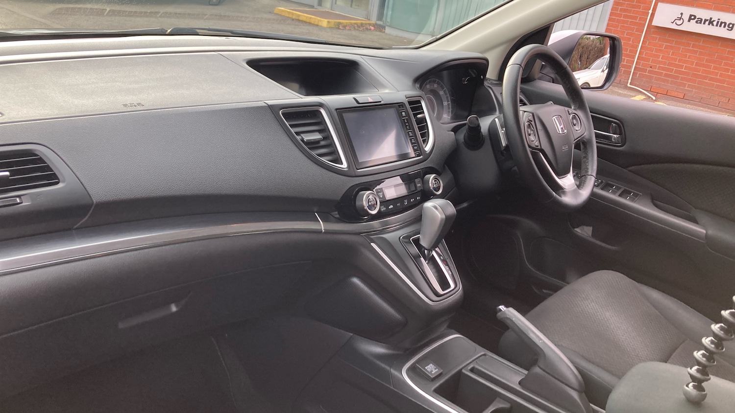 Used Honda CR-V 2017 for sale - 78067385: Photo 2