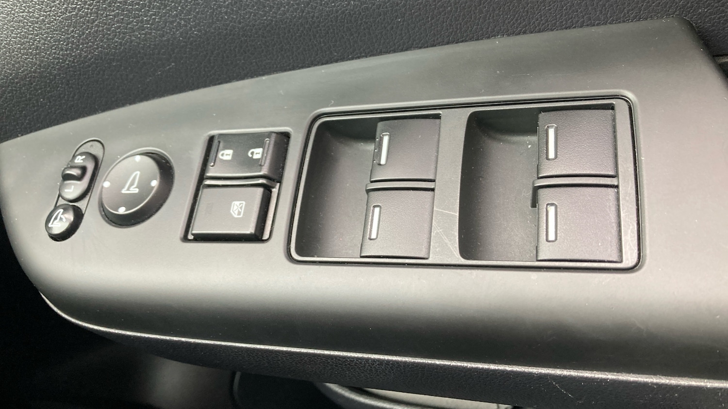 Used Honda CR-V 2017 for sale - 78067385: Photo 20