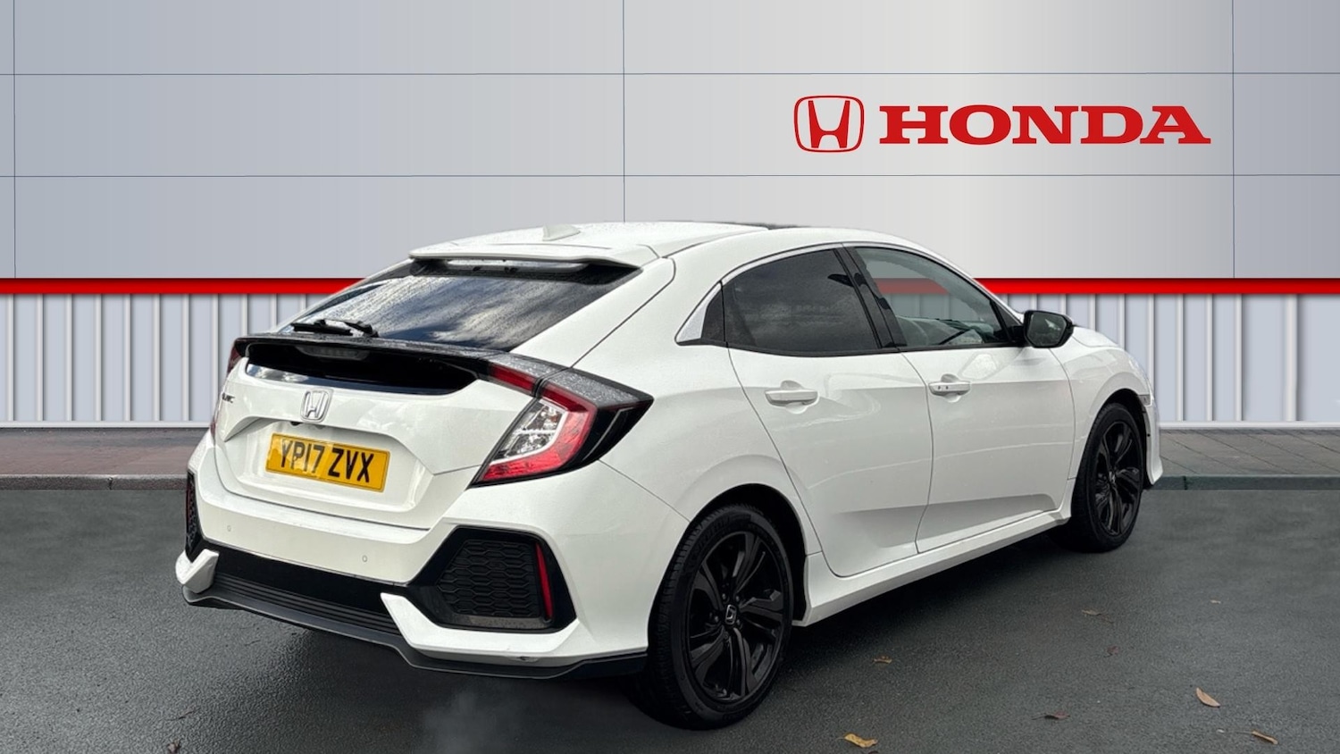 Used Honda Civic 2017 for sale - 76477766: Photo 12