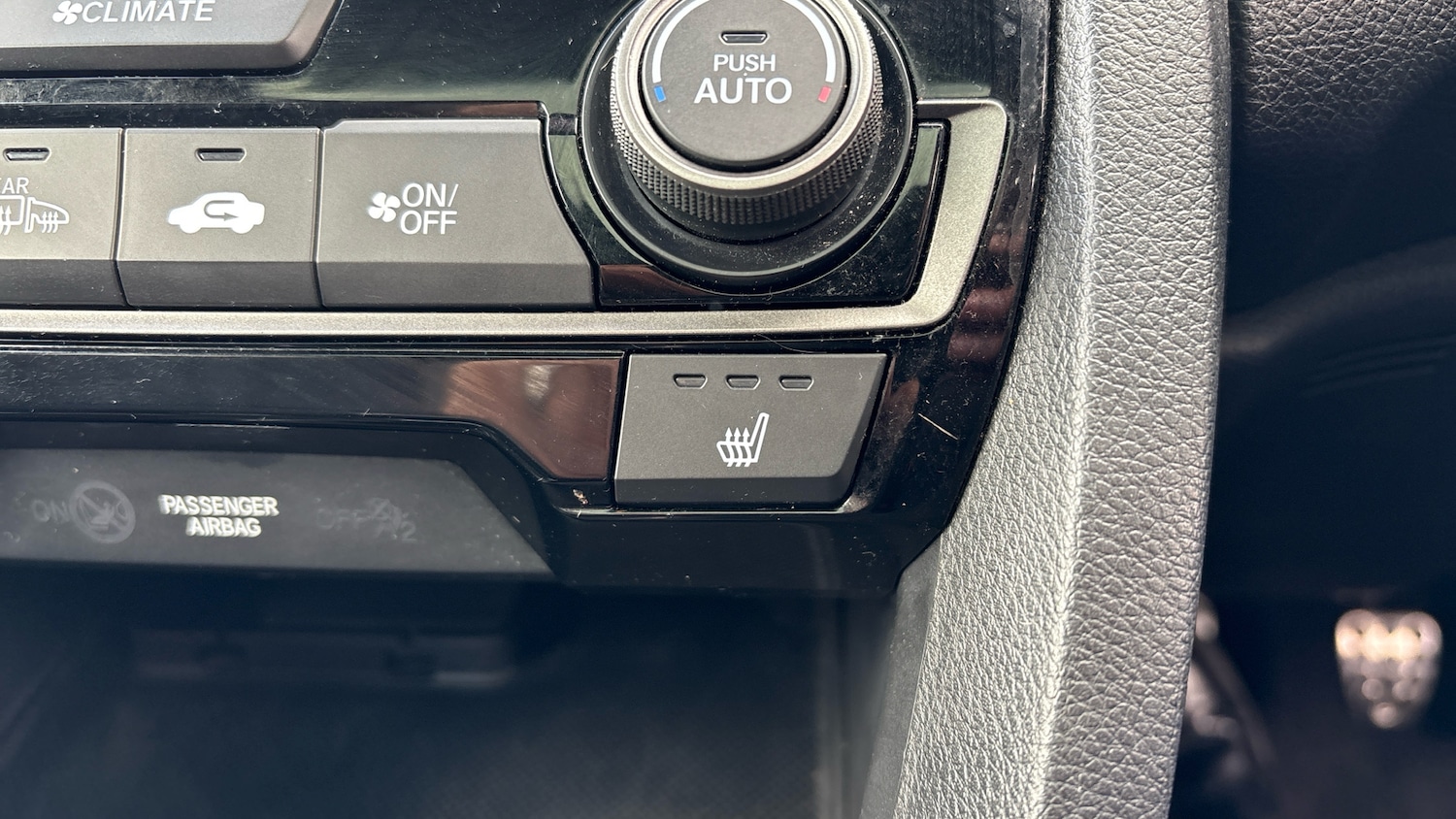 Used Honda Civic 2017 for sale - 76477766: Photo 16