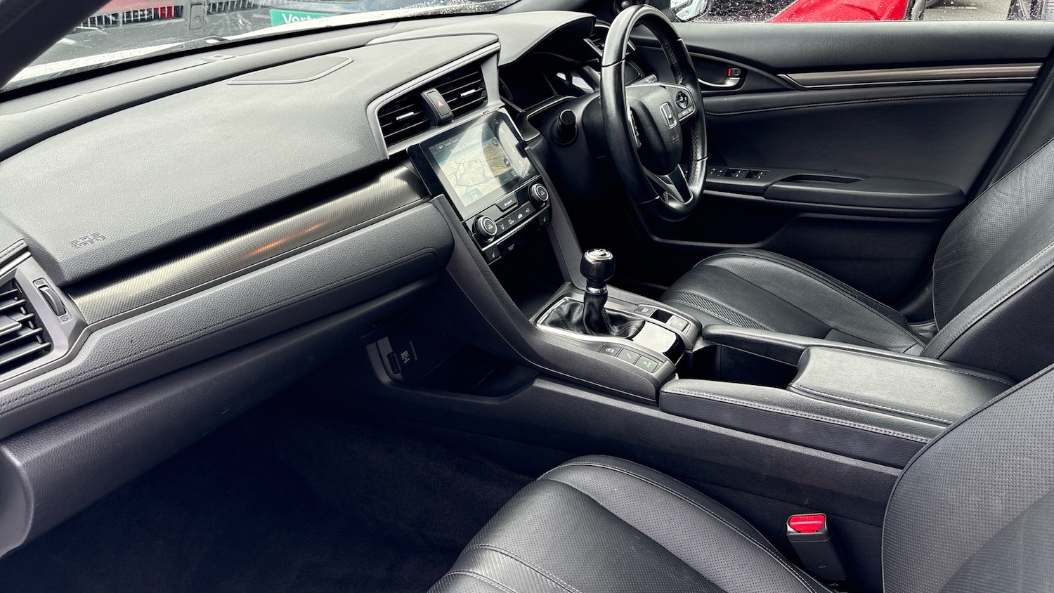 Used Honda Civic 2017 for sale - 76477766: Photo 2