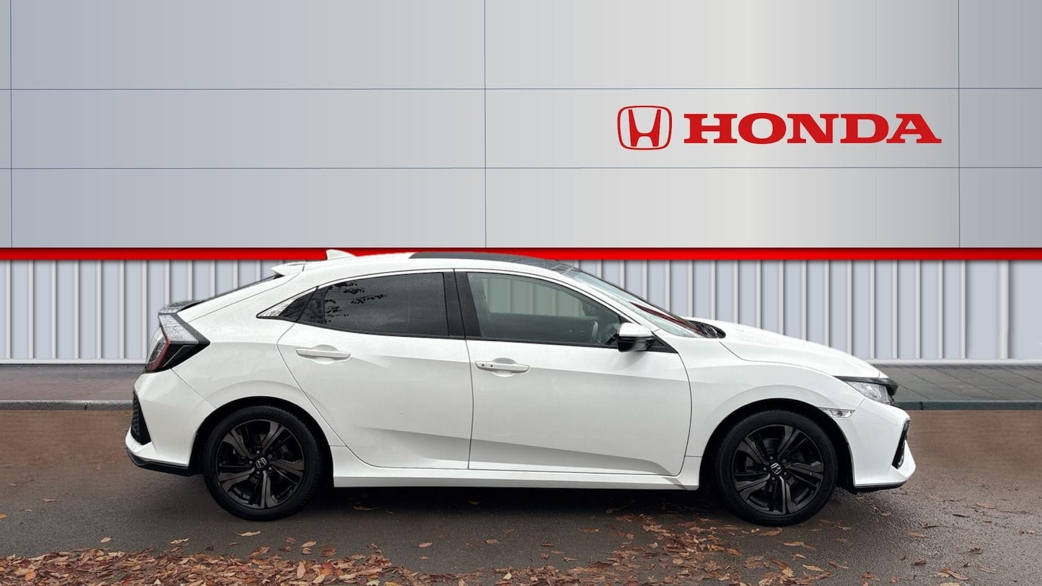 Used Honda Civic 2017 for sale - 76477766: Photo 5