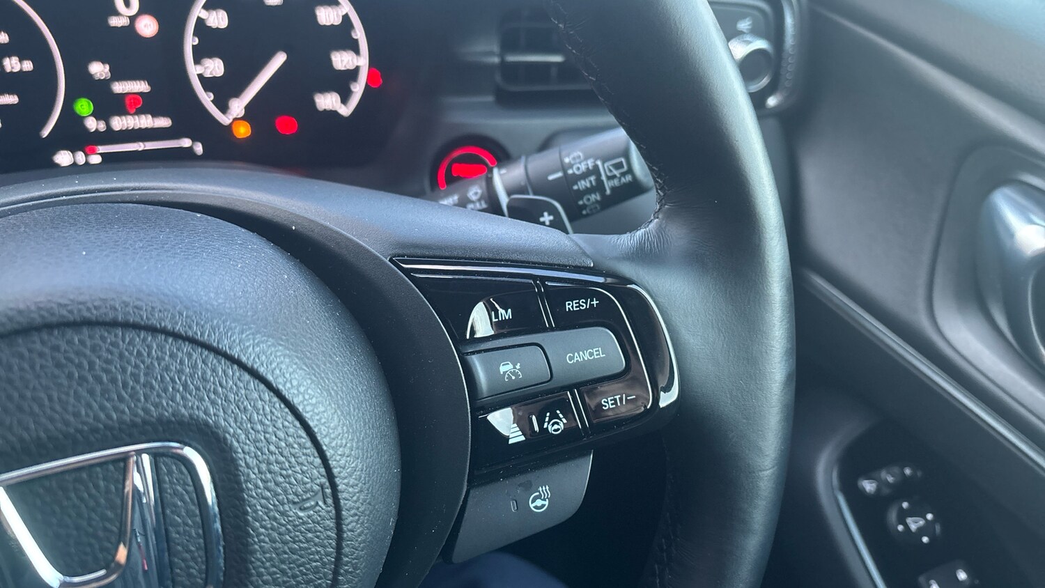 Used Honda HR-V 2022 for sale - 77323817: Photo 16