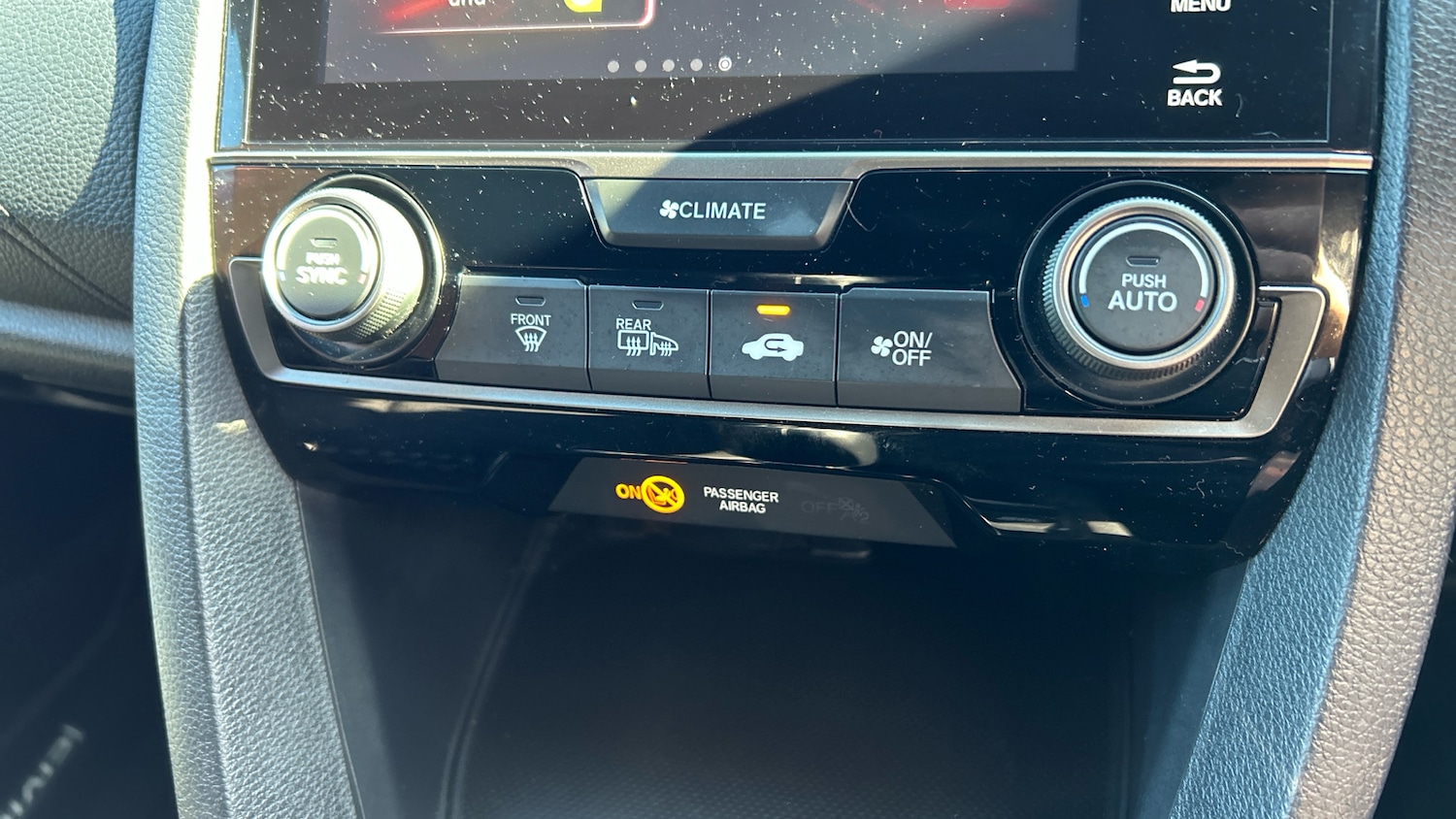 Used Honda Civic 2019 for sale - 76016879: Photo 17