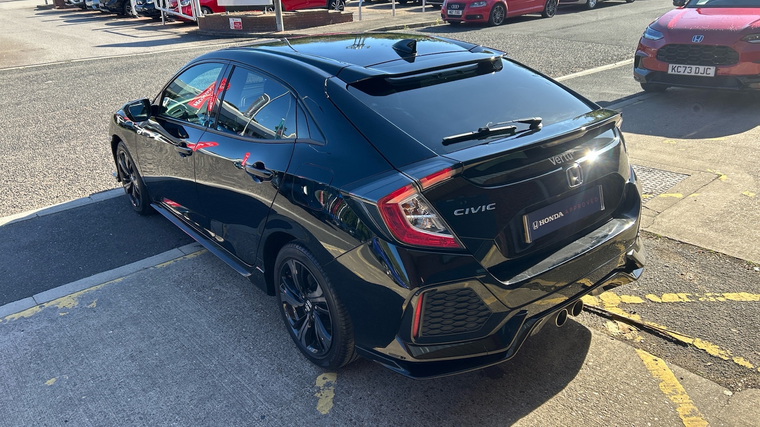 Used Honda Civic 2019 for sale - 76016879: Photo 32