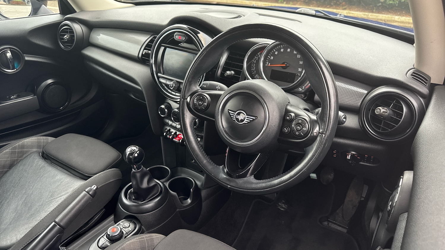 Used MINI Hatch 2018 for sale - 77530190: Photo 11