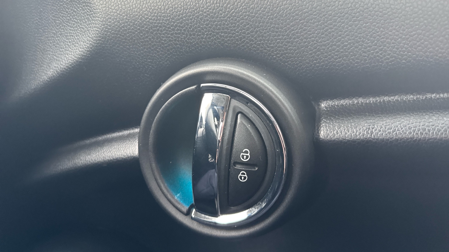 Used MINI Hatch 2018 for sale - 77530190: Photo 25