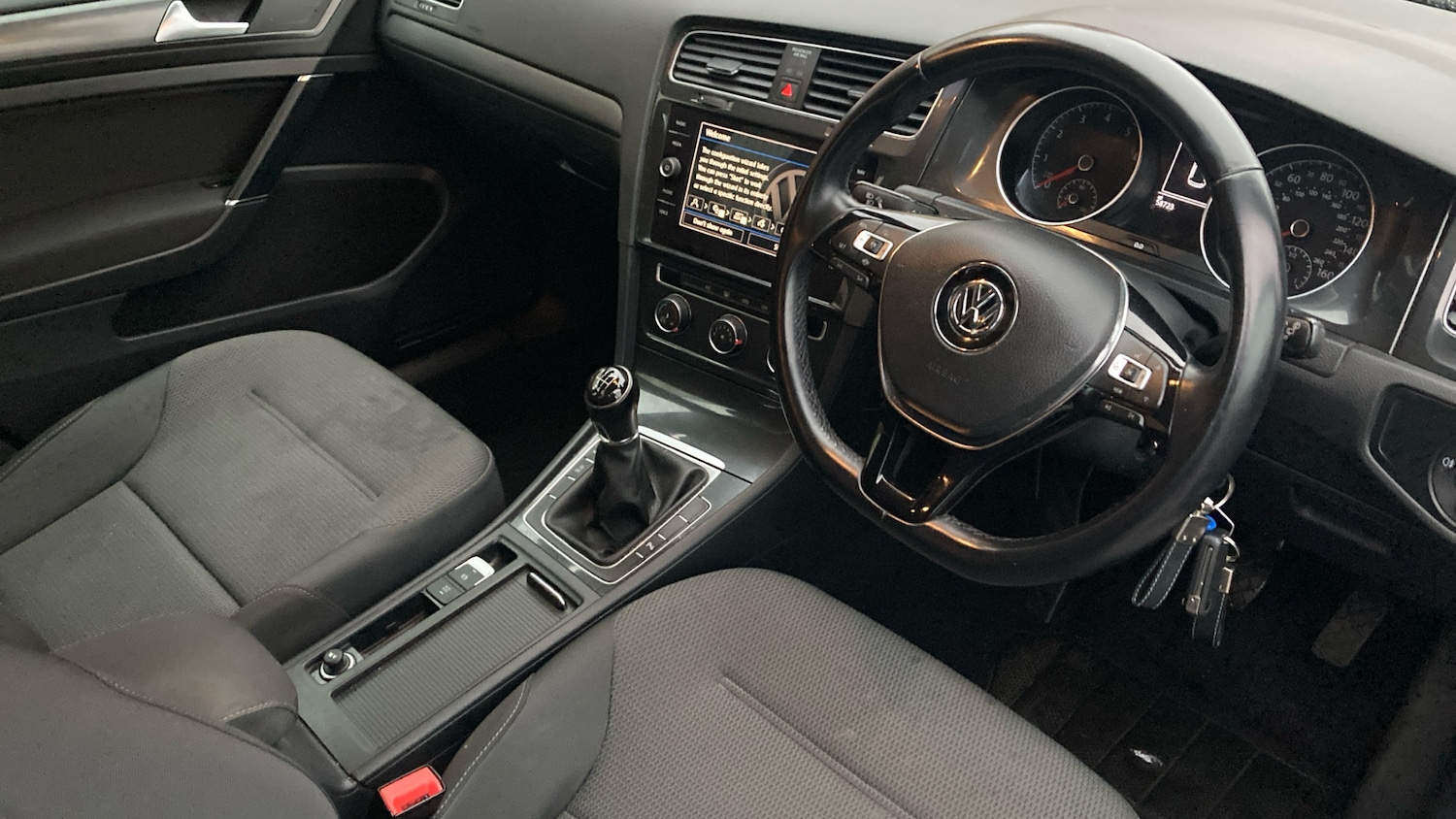Used Volkswagen Golf 2019 for sale - 77001753: Photo 11